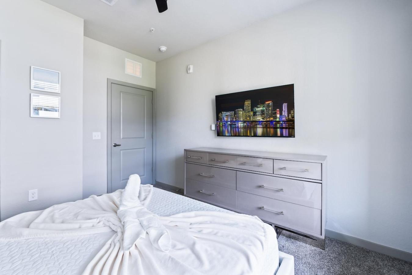 Apartamento Tropicana Field 2 Bed In Dwtwn With Free Parking San Petersburgo Exterior foto
